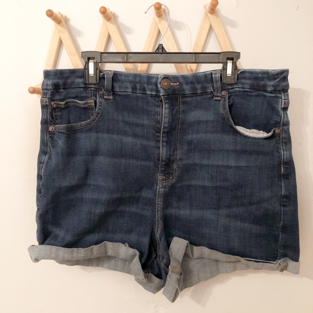 18, American Eagle, high waisted shorts